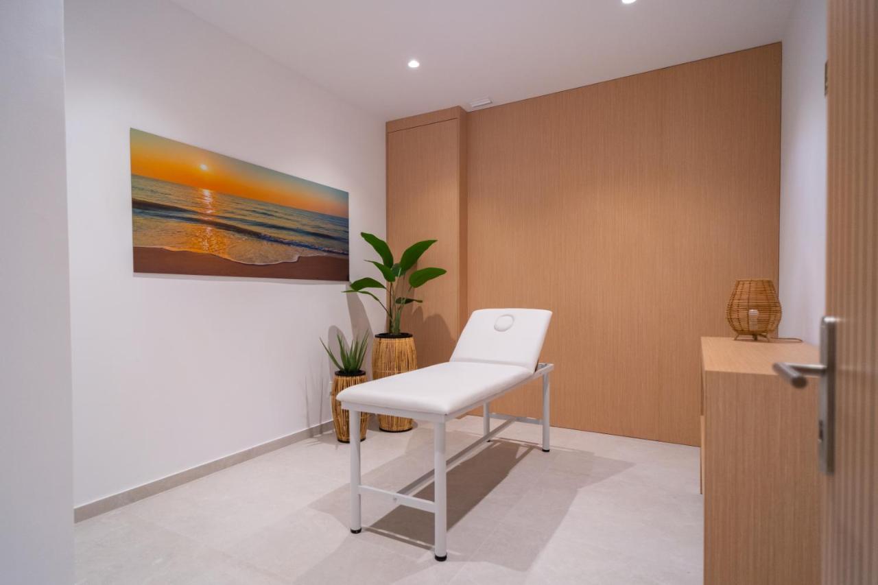 Alannia Salou Hotel ภายนอก รูปภาพ