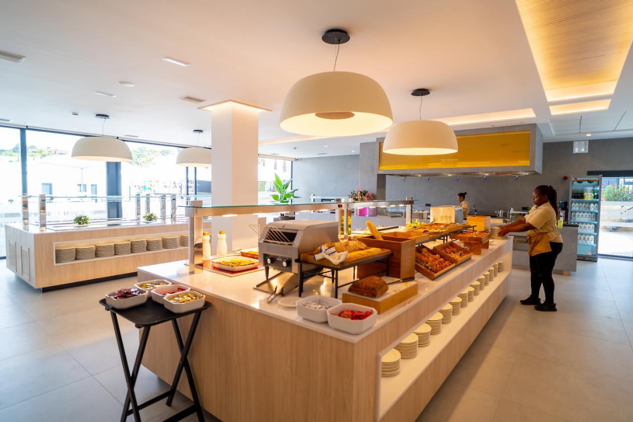 Alannia Salou Hotel ภายนอก รูปภาพ