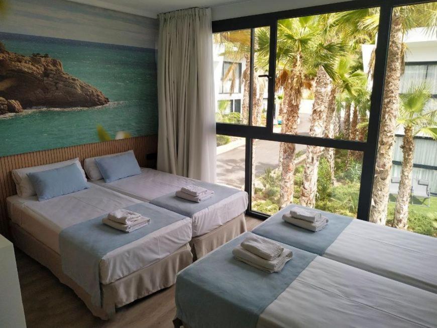Alannia Salou Hotel ภายนอก รูปภาพ