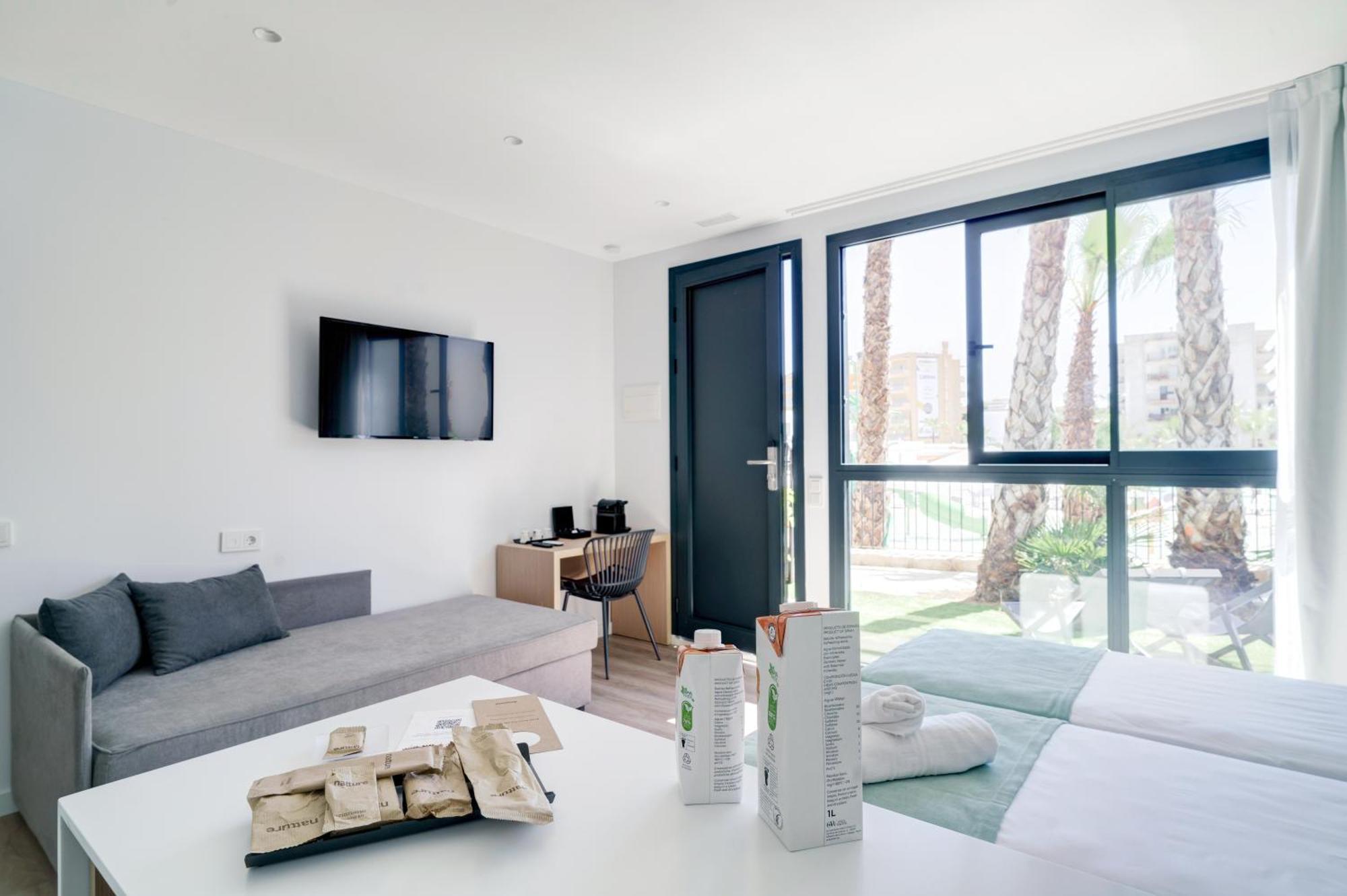 Alannia Salou Hotel ภายนอก รูปภาพ